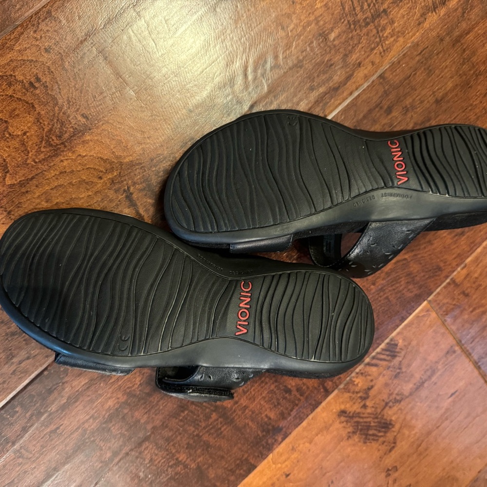 Vionic Sandals - image 2